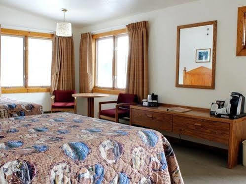 Old Faithful Snow Lodge المظهر الخارجي الصورة